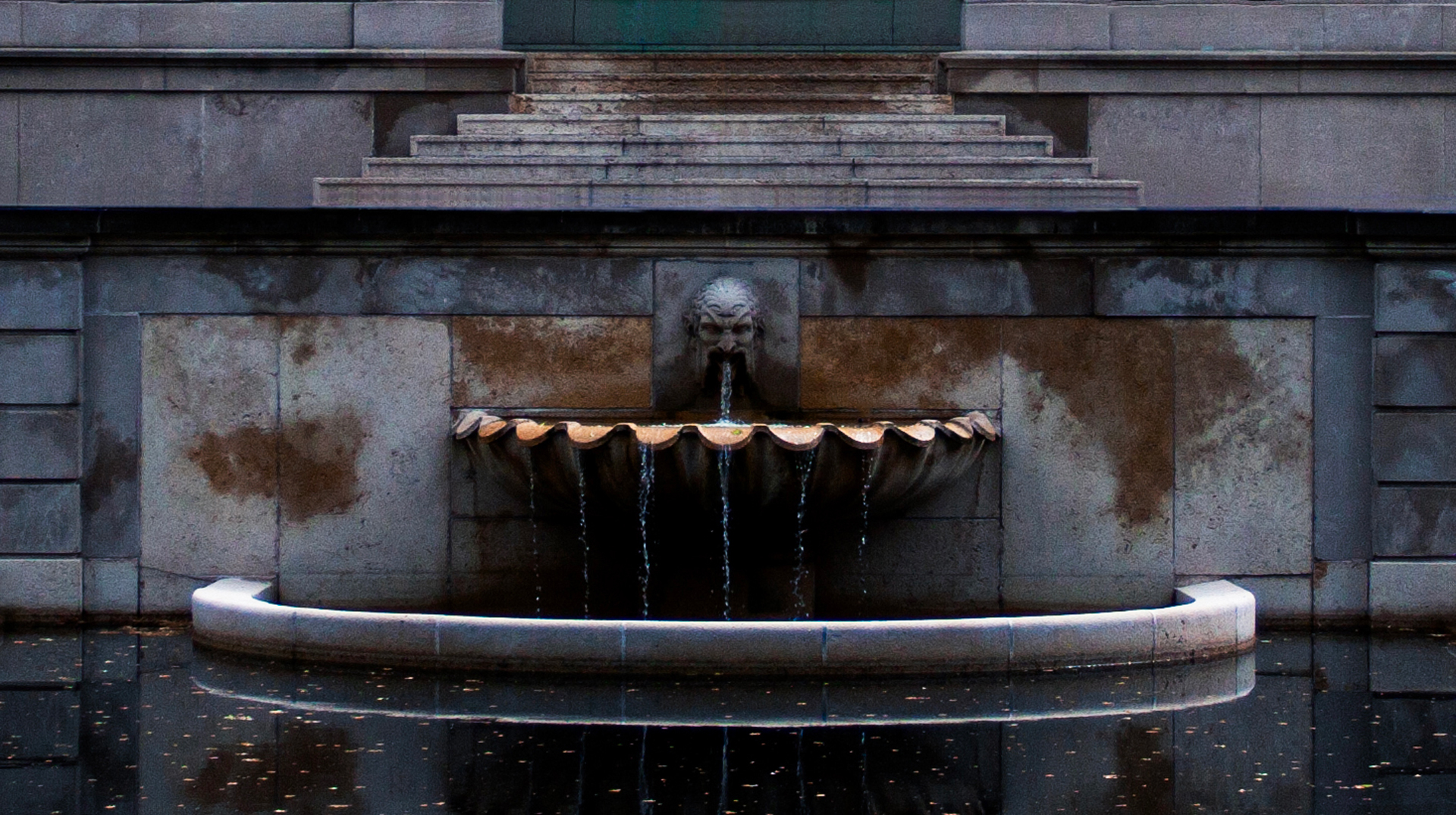 Neglected Fountain by Ian Veitzer