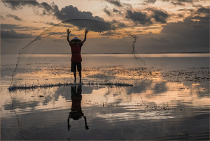 Salon HM: Casting His Net by Susan Case