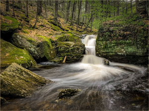 Enders Falls with iPhone "Live" mode - Photo by John Straub