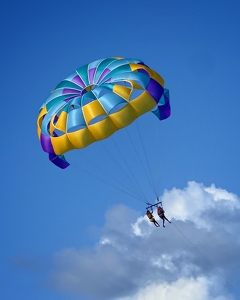 Kicking the clouds - Photo by Dolores Brown