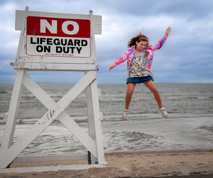 no jumping - Photo by John Parisi