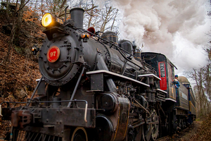 Steamed Up and Underway - Photo by Bill Payne